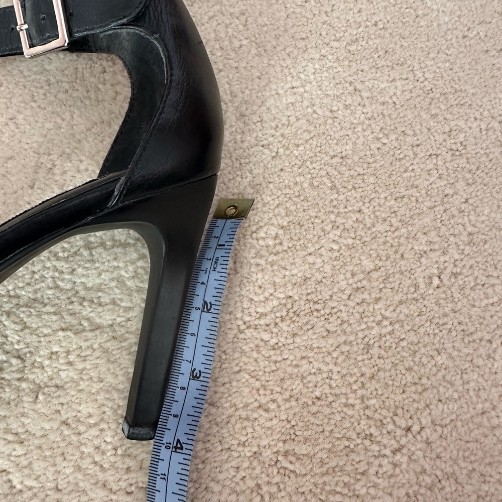 Steve Madden Black Pointed Toe Heels - Picture 6 of 8